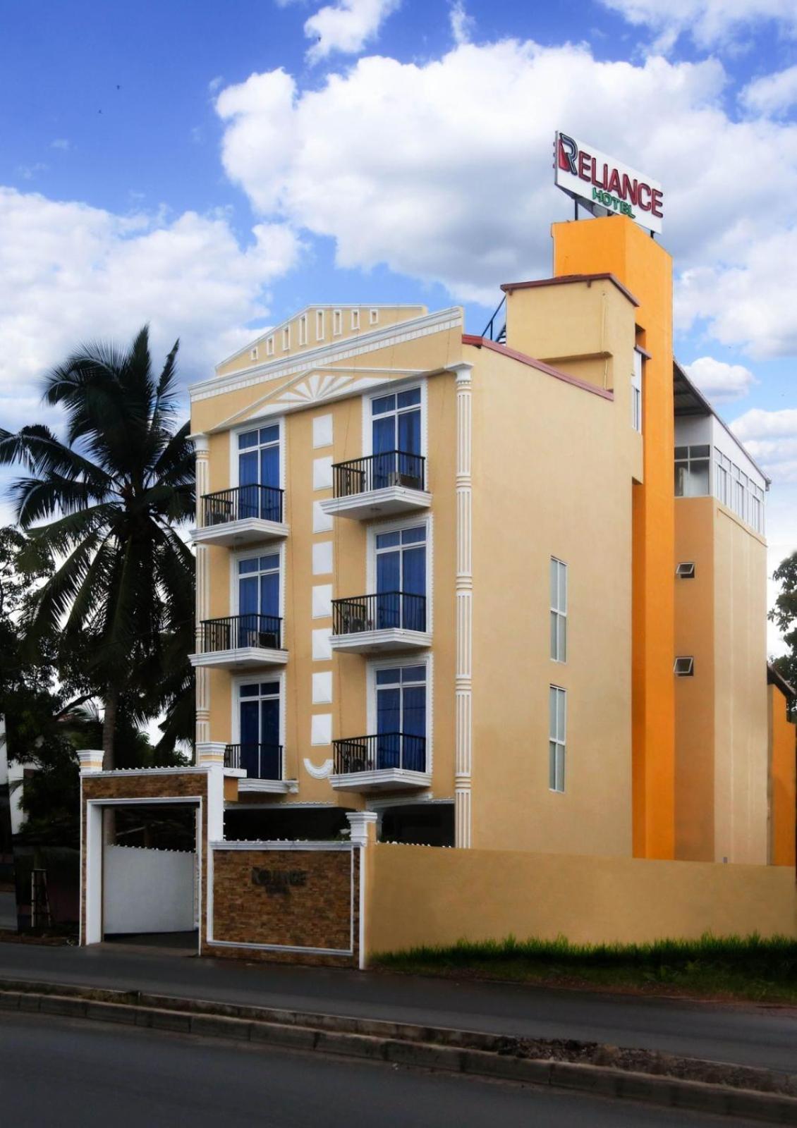 Boralesgamuwa Reliance Hotel المظهر الخارجي الصورة