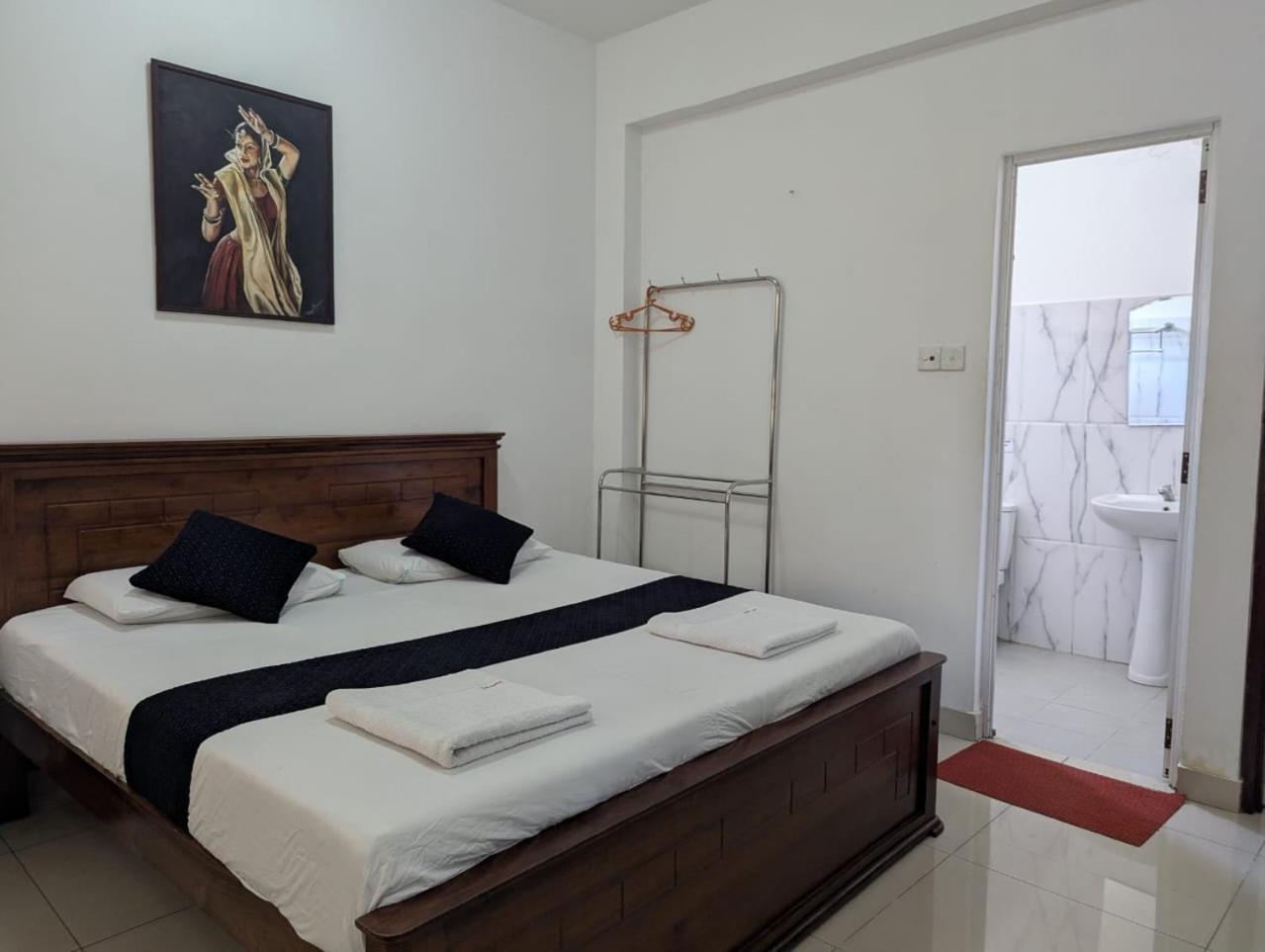 Boralesgamuwa Reliance Hotel المظهر الخارجي الصورة